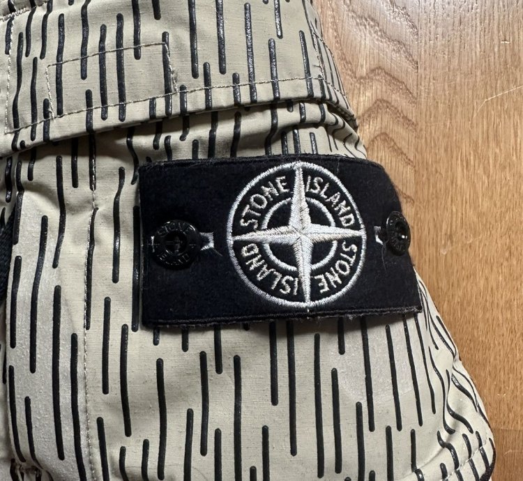 Stone Island Naslan Light Watro Camo Reflective Down Size