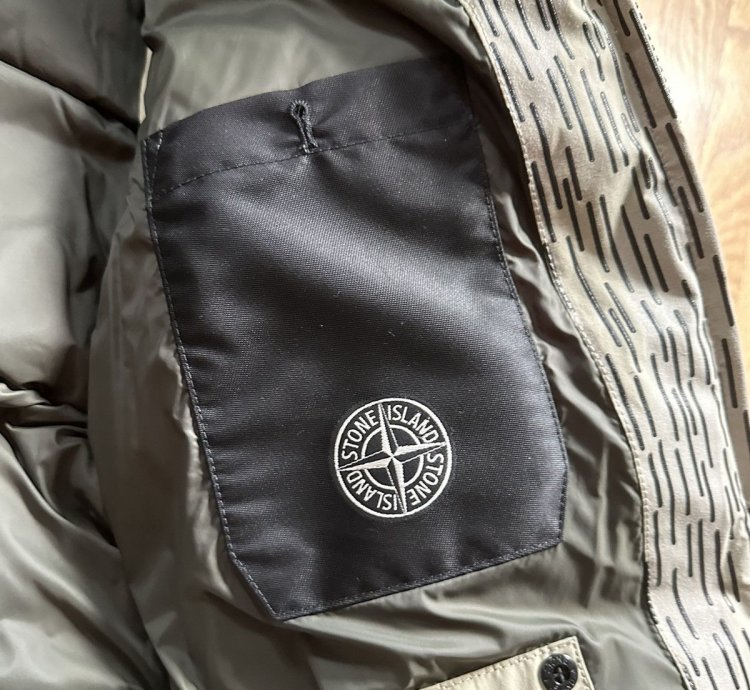 Stone Island Naslan Light Watro Camo Reflective Down Size