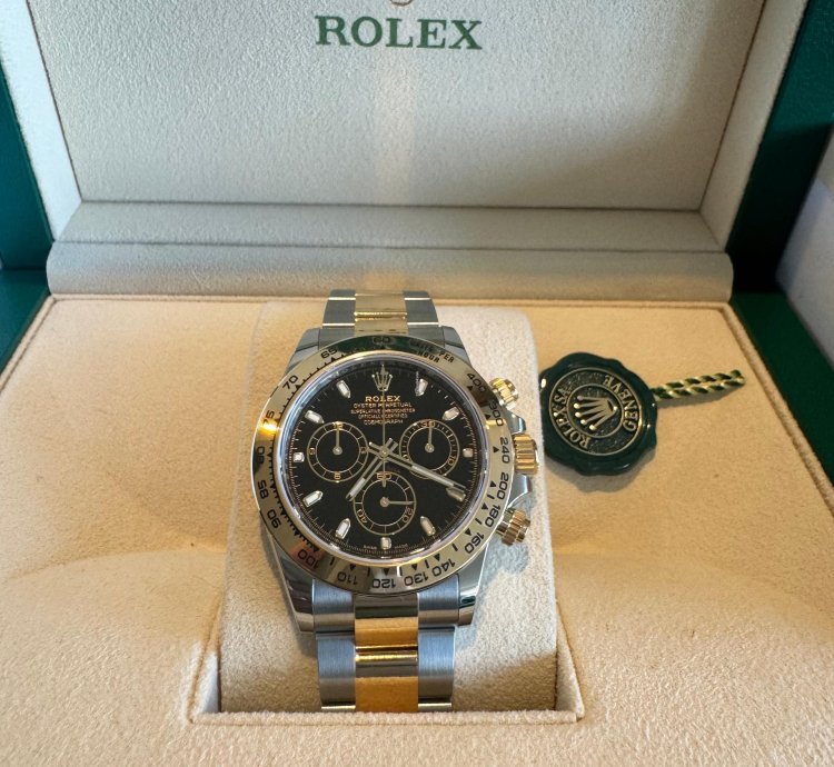 Rolex Daytona Brand New Complete 2023 Rolex Daytona 116503
