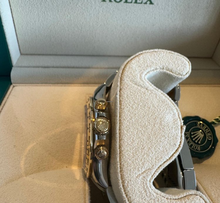 Rolex Daytona Brand New Complete 2023 Rolex Daytona 116503