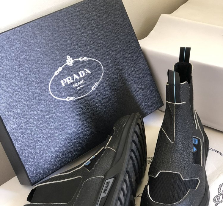 Prada Fall 2018 High-top Trainers Shoes 2tg139 Black Suede