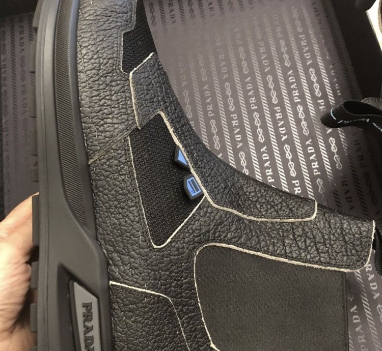 Prada Fall 2018 High-top Trainers Shoes 2tg139 Black Suede