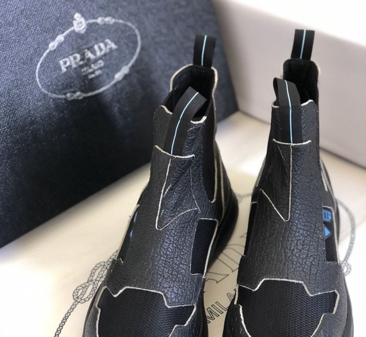 Prada Fall 2018 High-top Trainers Shoes 2tg139 Black Suede