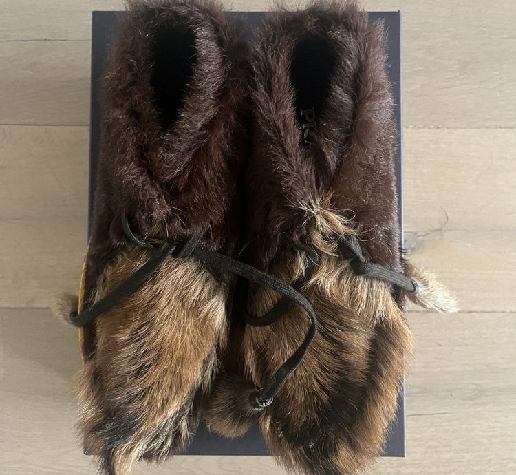 Prada Fw17 Tassled Fur Chukka Boots