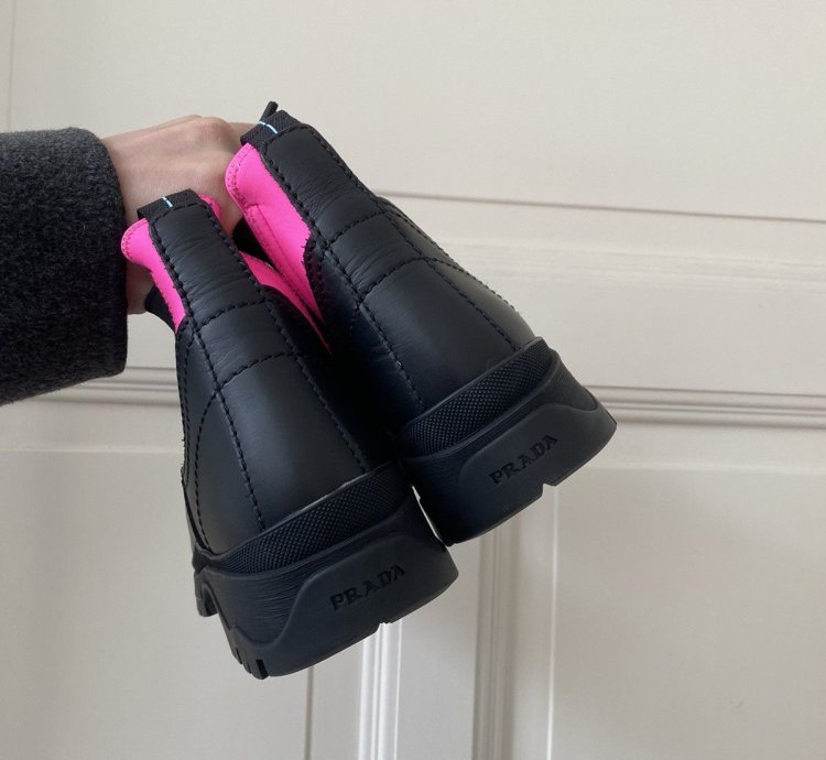 Prada Fw18 Runway Brixxen Chelsea Boots Pink Black 40 5