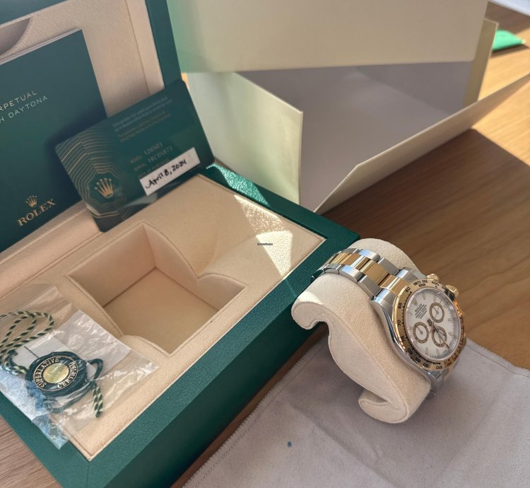 Rolex Daytona Full Set 2024 With Still Lrotection At The Back Never Worn