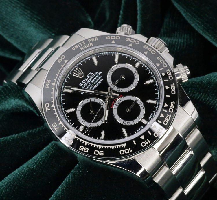 Rolex Daytona Full Set Mint 2024 Daytona 40mm Stainless Steel Black Dial 126500ln