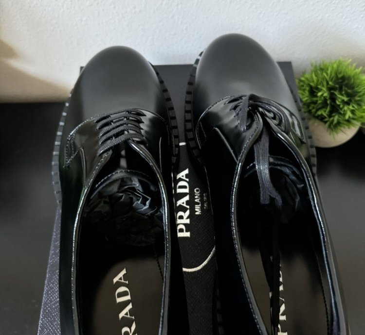 Prada Lace Up Derby Shoes Black Size 11