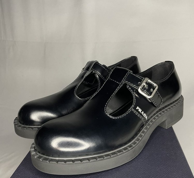 Prada Leather Mary Jane -strap Shoes