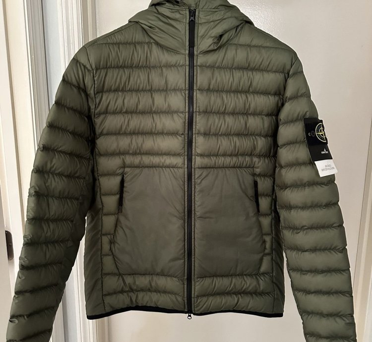 Stone Island Olive Puffer Down Jacket Size
