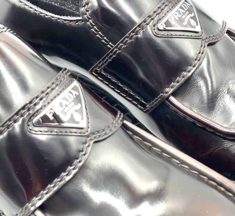 Prada Lifestyle Leather Loafers