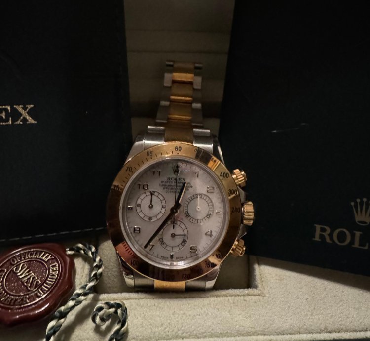 Rolex Daytona Quadrante In Madreperla Mai Indossato