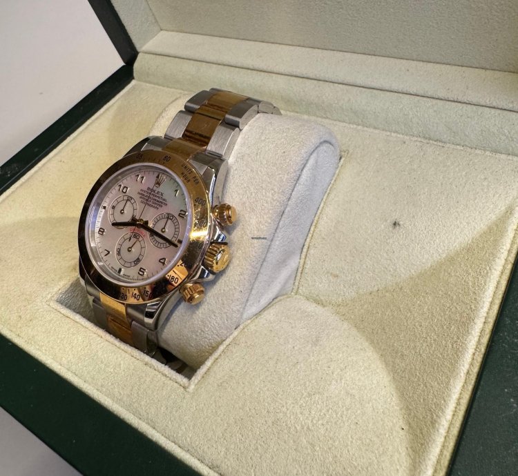 Rolex Daytona Quadrante In Madreperla Mai Indossato