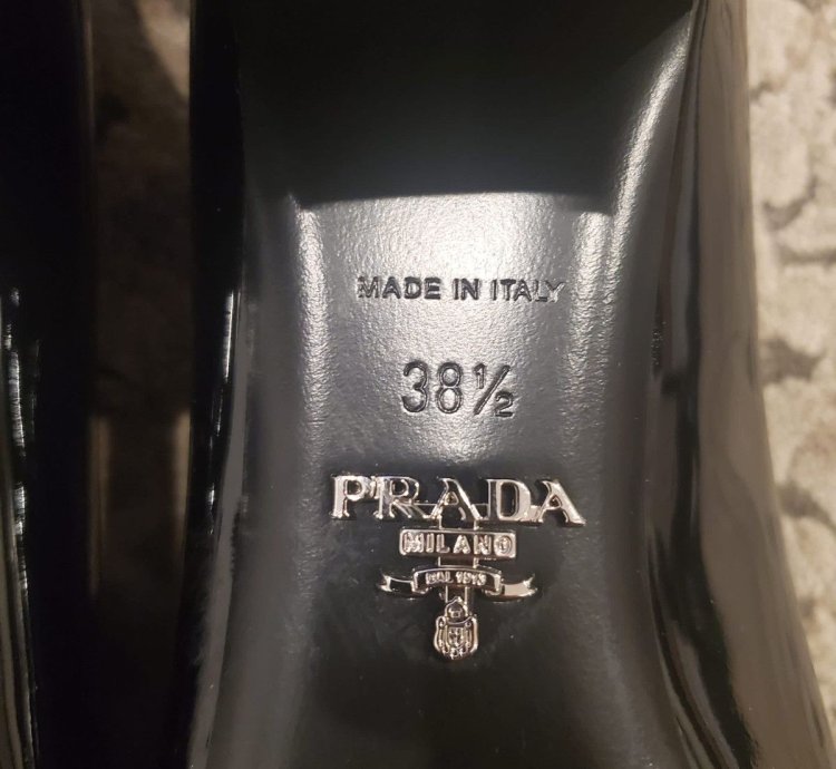 Prada Loafers Leather Black Chunk Heel Sz 8 5us 38 5