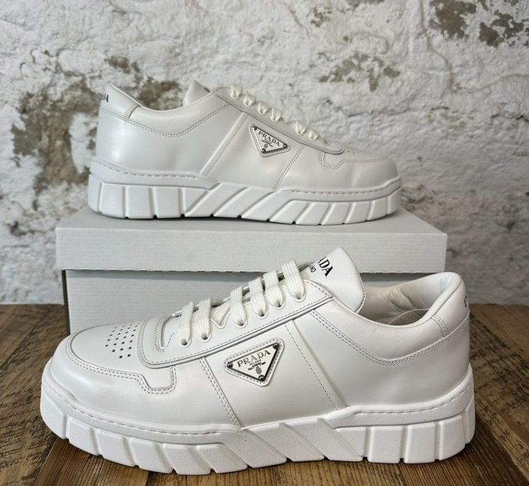 Prada Logo Plaque White Leather Low Top Sneaker Size 11 New