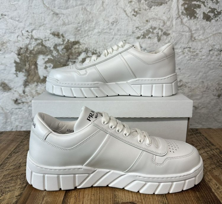Prada Logo Plaque White Leather Low Top Sneaker Size 11 New