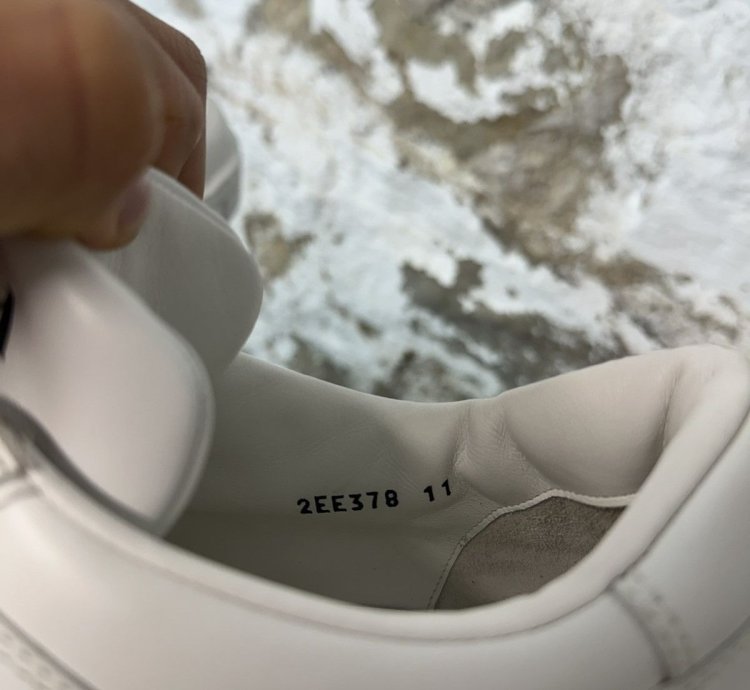 Prada Logo Plaque White Leather Low Top Sneaker Size 11 New