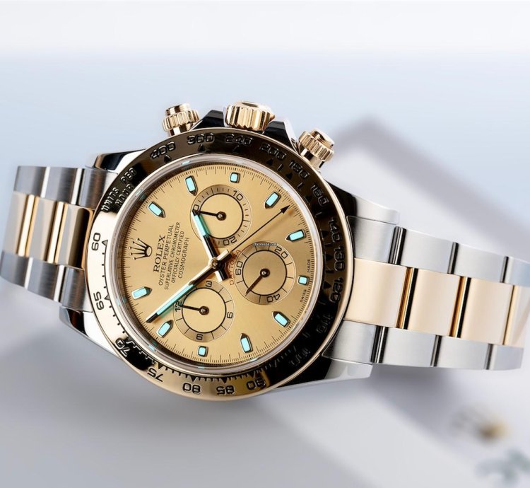 Rolex Daytona Unworn Full Set Champagne Dial