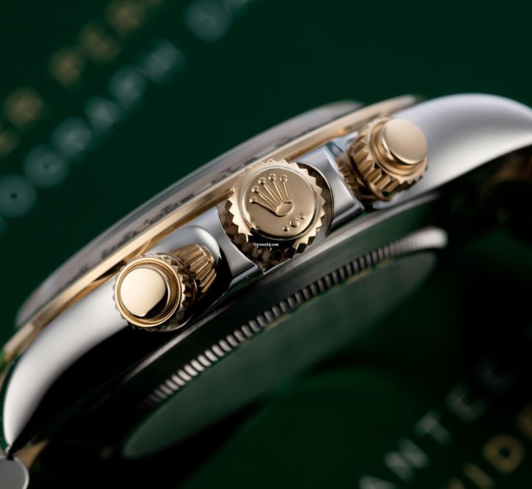 Rolex Daytona Unworn Full Set Champagne Dial