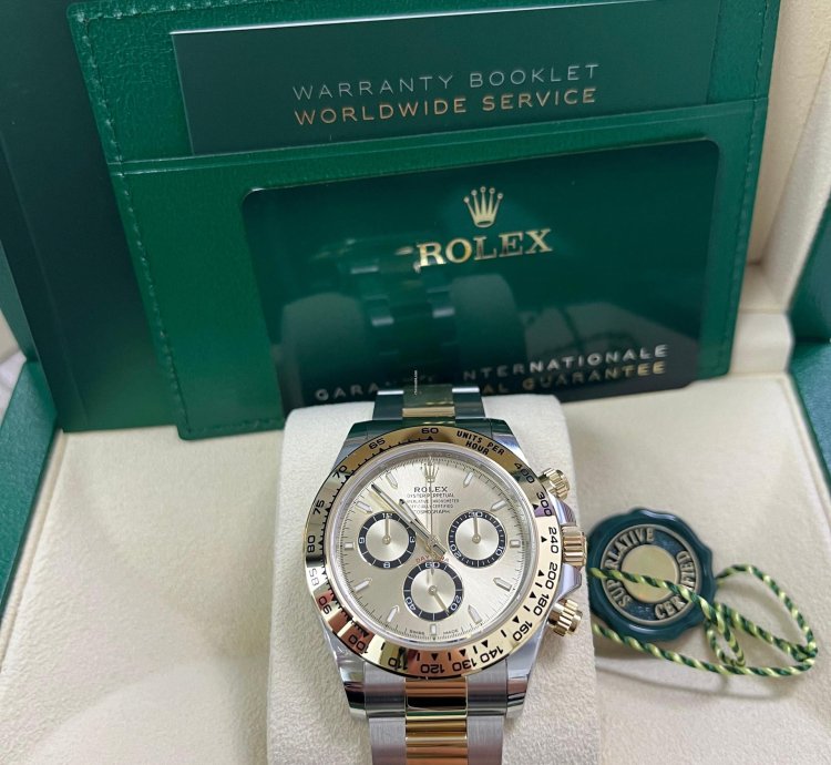 Rolex Daytona Yellow Rolesor Cosmograph Daytona Golden Index Dial Oyster Bracelet 126503