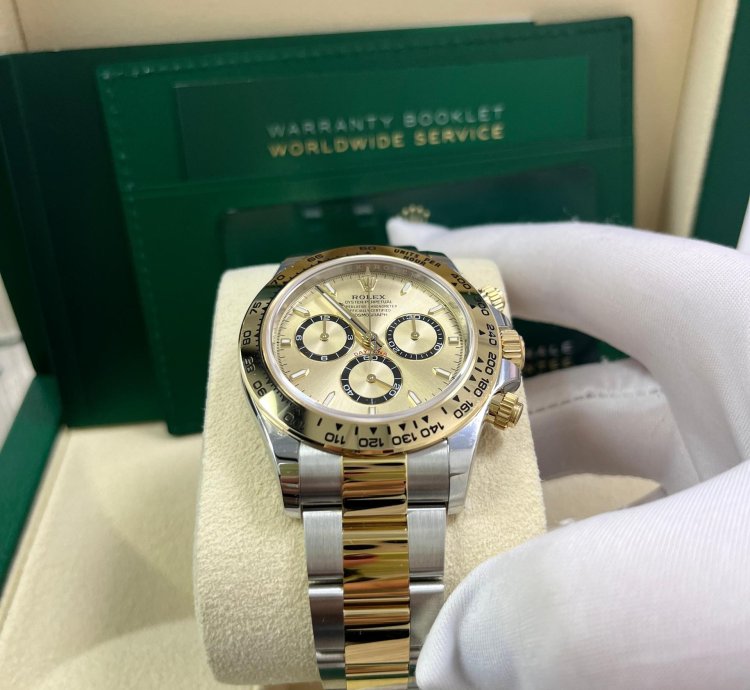 Rolex Daytona Yellow Rolesor Cosmograph Daytona Golden Index Dial Oyster Bracelet 126503