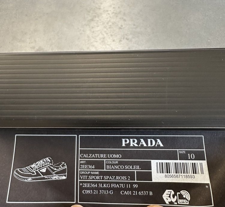 Prada Men Downtown Leather Low Top Sneaker Sun Size 10 Uk
