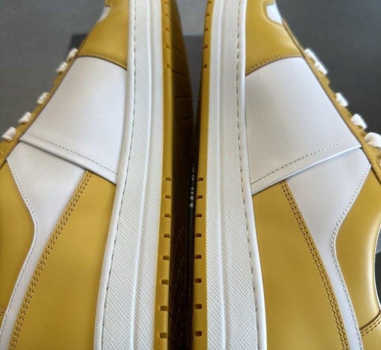 Prada Men Downtown Leather Low Top Sneaker Sun Size 10 Uk