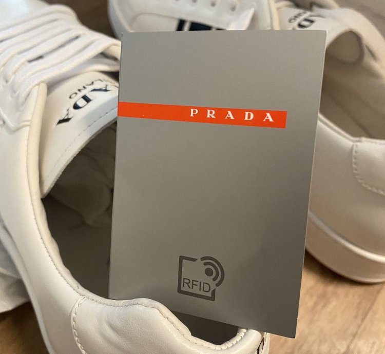 Prada Mens Leather Sneakers