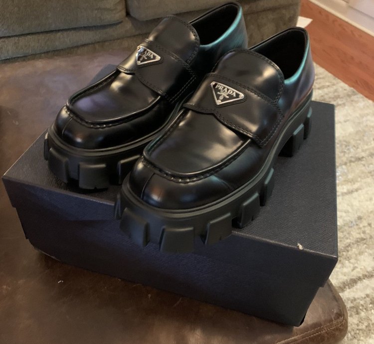 Prada Mens Monolith Brushed Leather Loafers