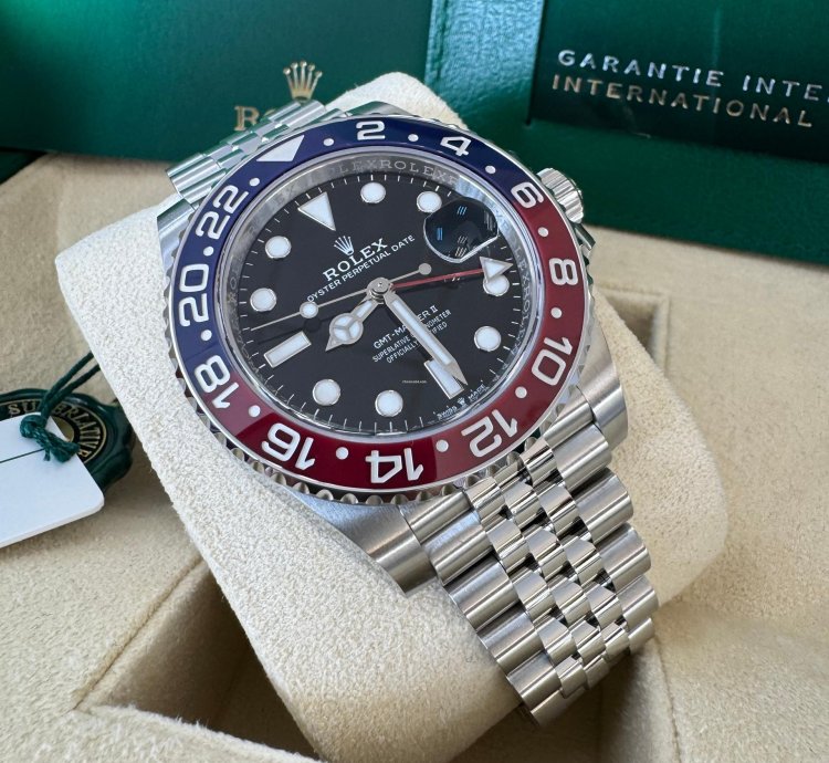 Rolex Gmt-master Ii 126710blro 2025 Jubilee Pepsi