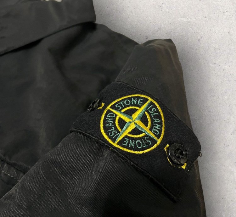 Stone Island Q0321 Opaque Nylon Twill Jacket With Primaloft