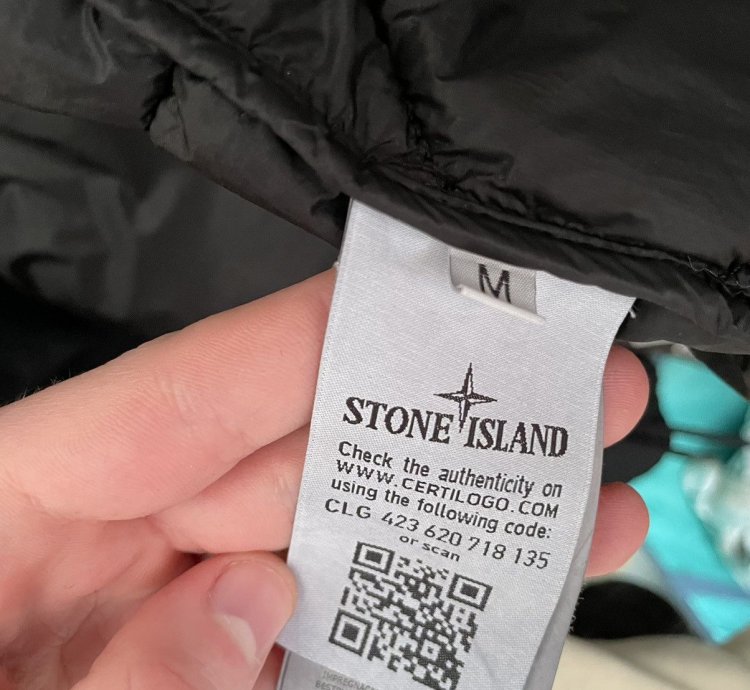 Stone Island Quilted Design Size Medium Lightweight Jacket