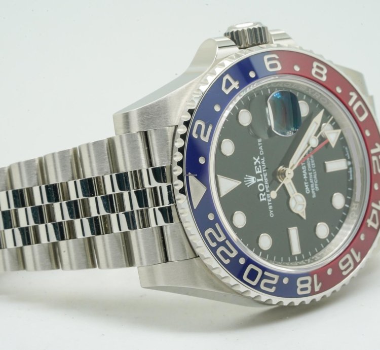 Rolex Gmt-master Ii 126710blro 40mm Jubile Pepsi Black Dial