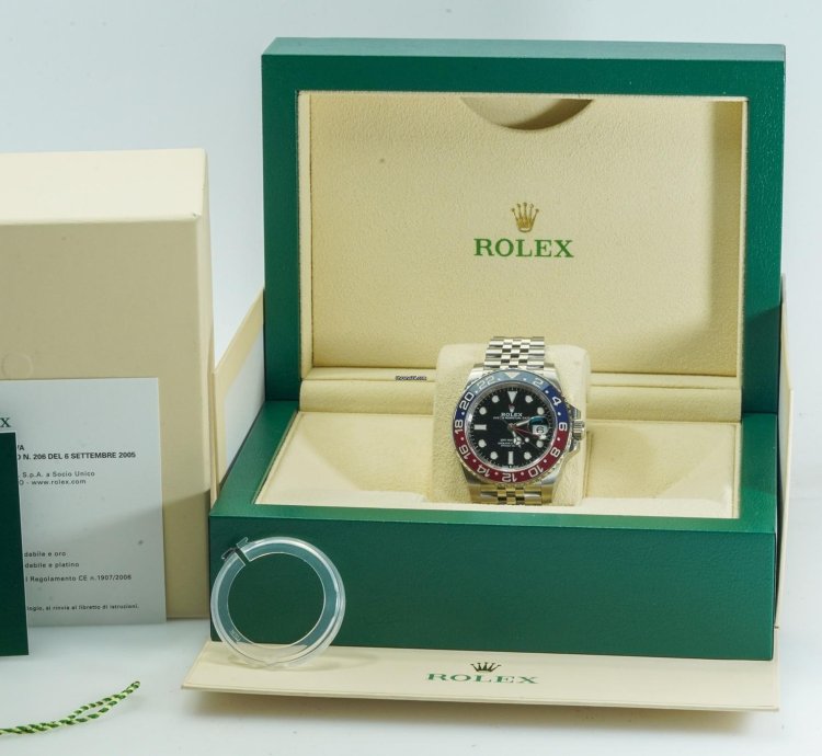 Rolex Gmt-master Ii 126710blro 40mm Jubile Pepsi Black Dial