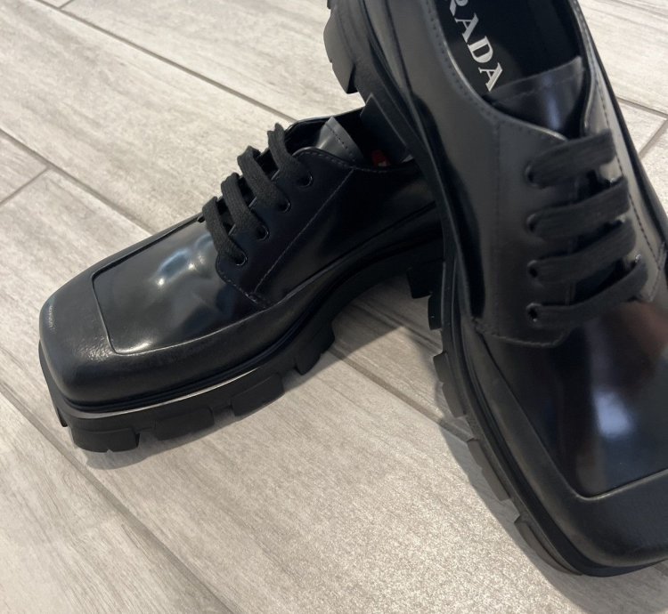 Prada Monolith Black Derby Leather Rubber Cap Toe Sz 11