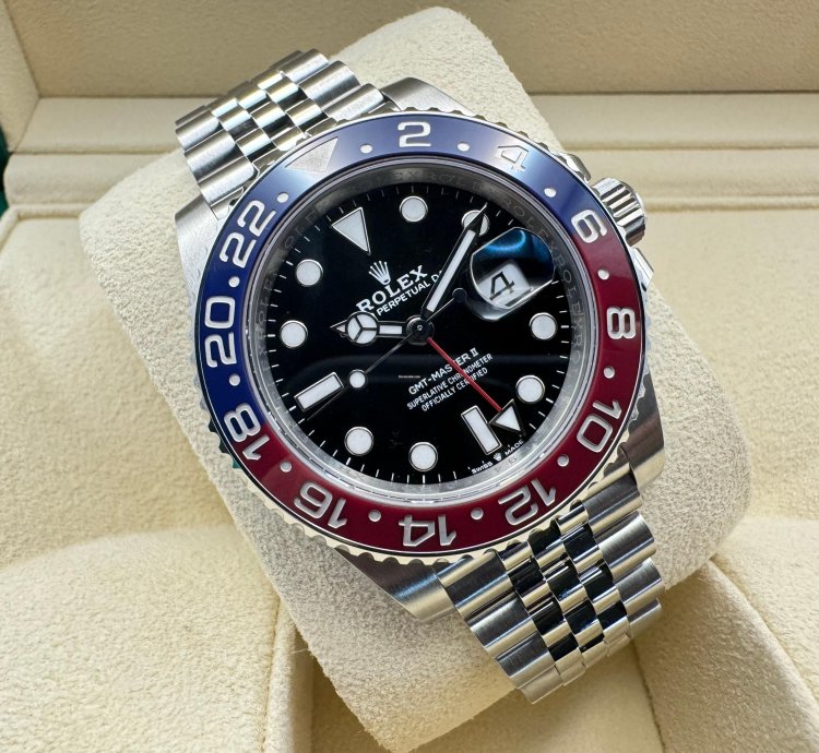 Rolex Gmt-master Ii 126710blro Pepsi Jubilee 2025