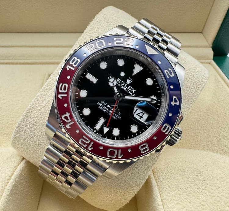 Rolex Gmt-master Ii 126710blro Pepsi Jubilee 2025