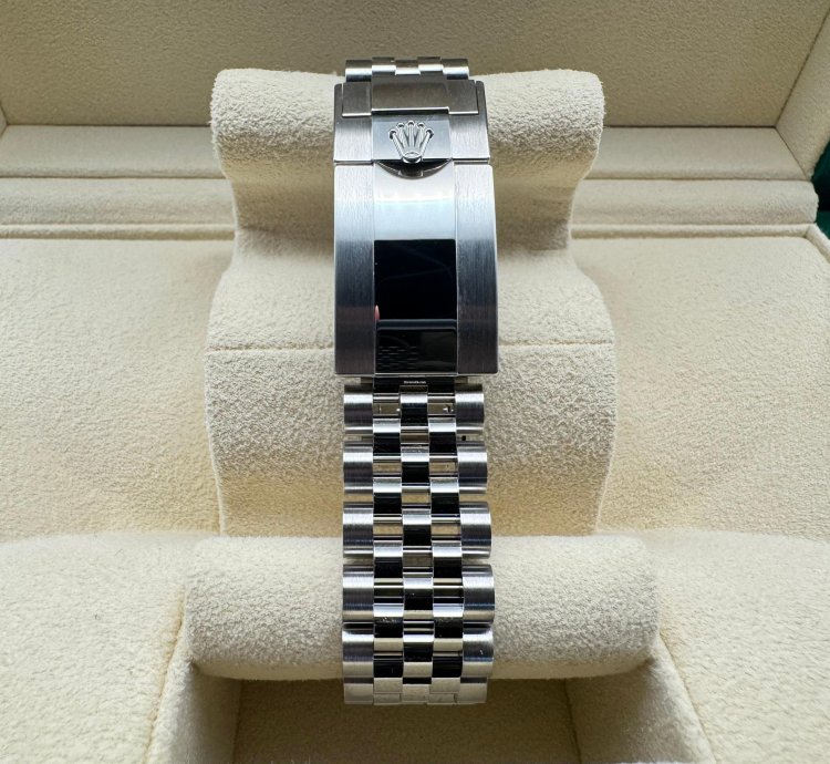 Rolex Gmt-master Ii 126710blro Pepsi Jubilee 2025
