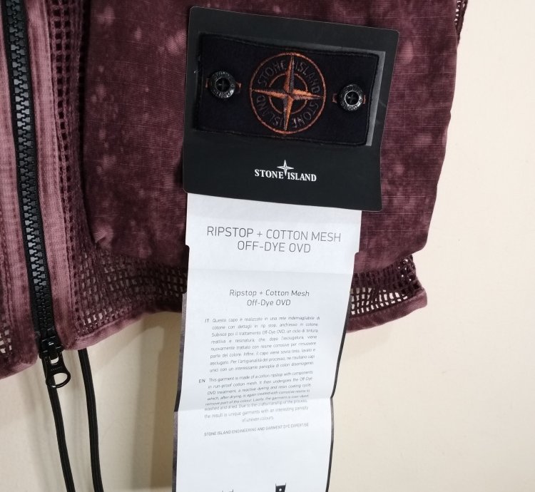 Stone Island Ripstop Vest Burgundy