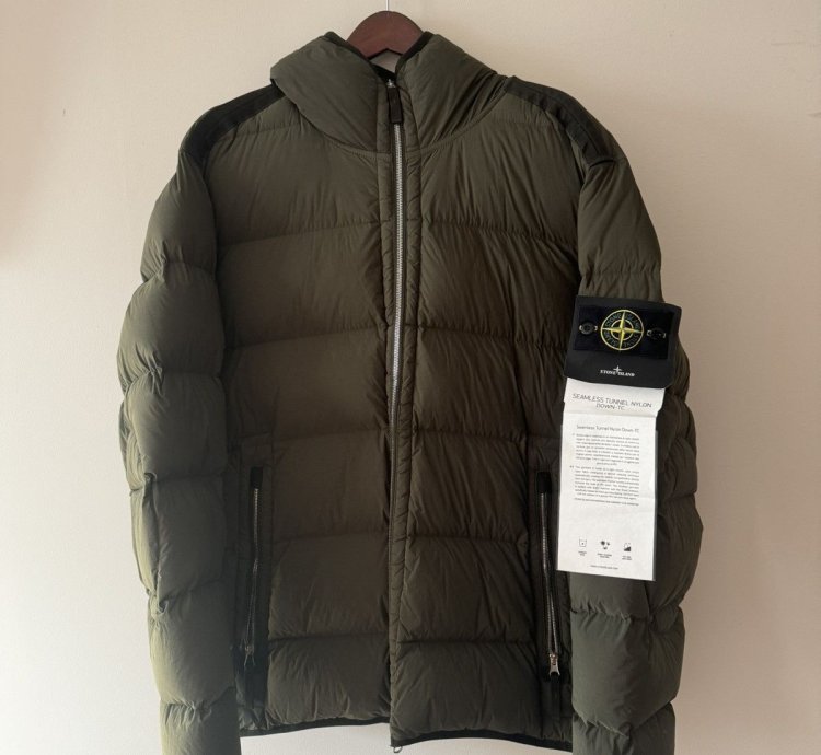 Stone Island Seamless Tunnel Down Jacket