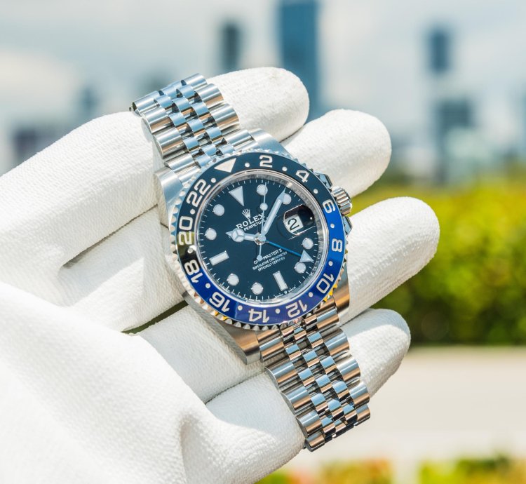 Rolex Gmt-master Ii 2023 Jubilee Bracelet Batgirl