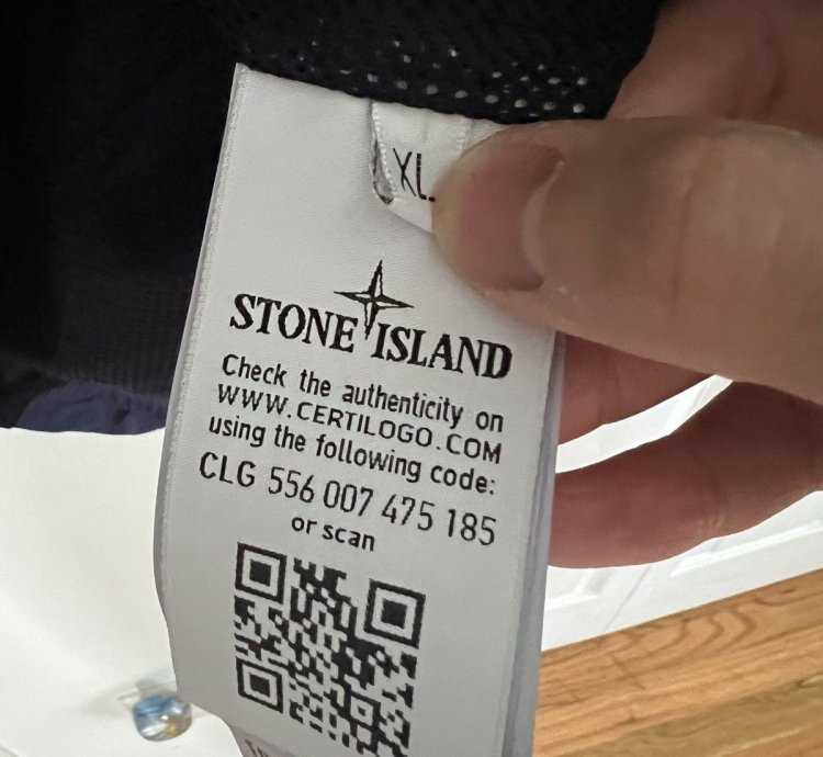 Stone Island Shadow Project