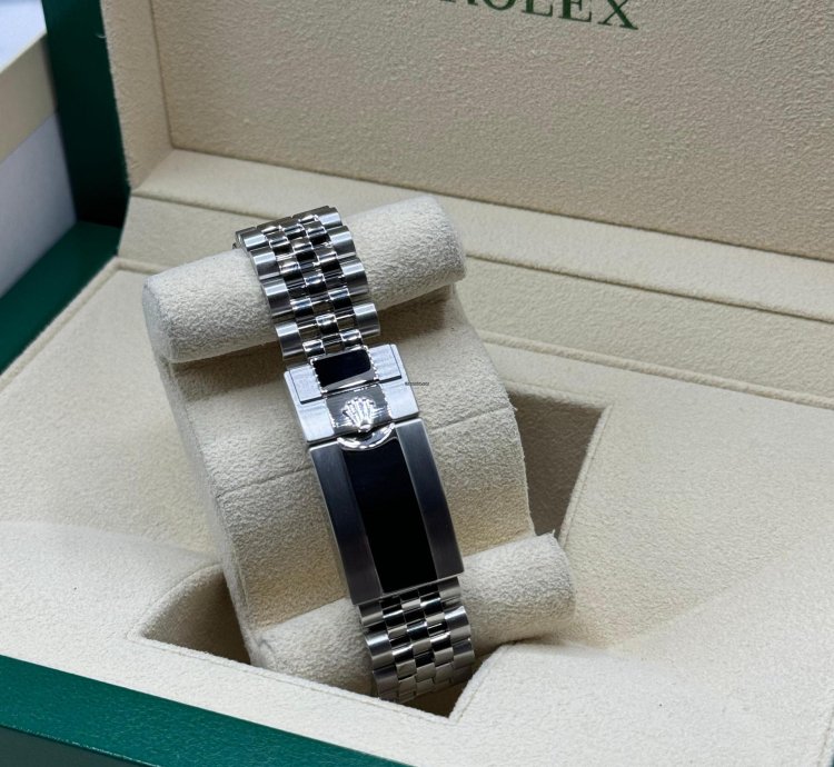 Rolex Gmt-master Ii 2024 Gmt-master Ii Pepsi Jubilee Bracelet Unworn 126710blro Box Papers