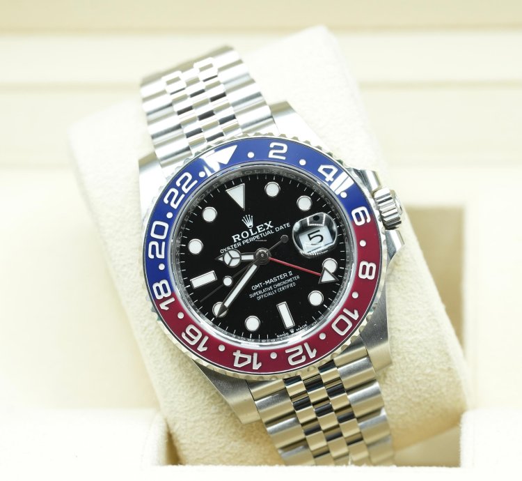 Rolex Gmt-master Ii 2025 Gmt-master Ii Pepsi Jubilee Bracelet Unworn Full Set Box Papers 126710blro