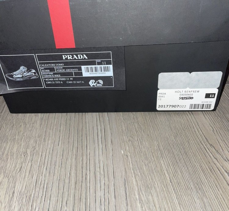 Prada Patent Green America Cups - Bnwt
