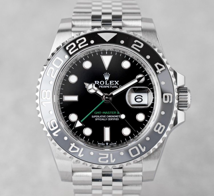 Rolex Gmt-master Ii Bruce Wayne Like New 09 24 Jubilee Full Set 126710grnr