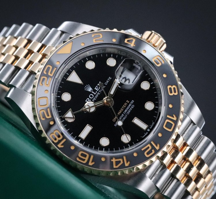 Rolex Gmt-master Ii Bumblebee 2025 Complete Set Zombie Two Tone 40mm Steel Gold 126713 Grnr