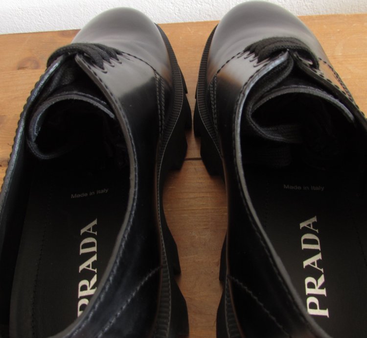 Prada Rocksand Leather Lace-up Shoes Black