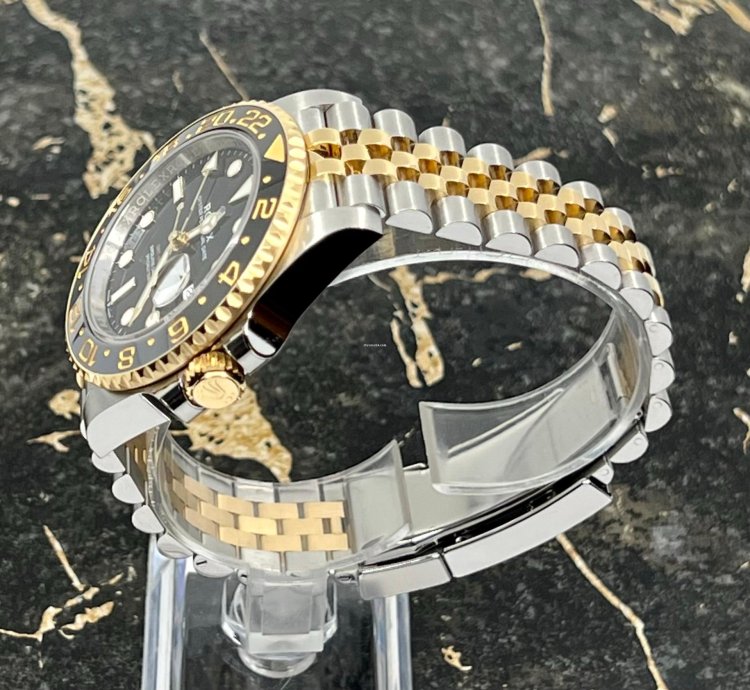Rolex Gmt-master Ii New 2025 - Gmt-master Ii - 126713grnr - Steel Gold