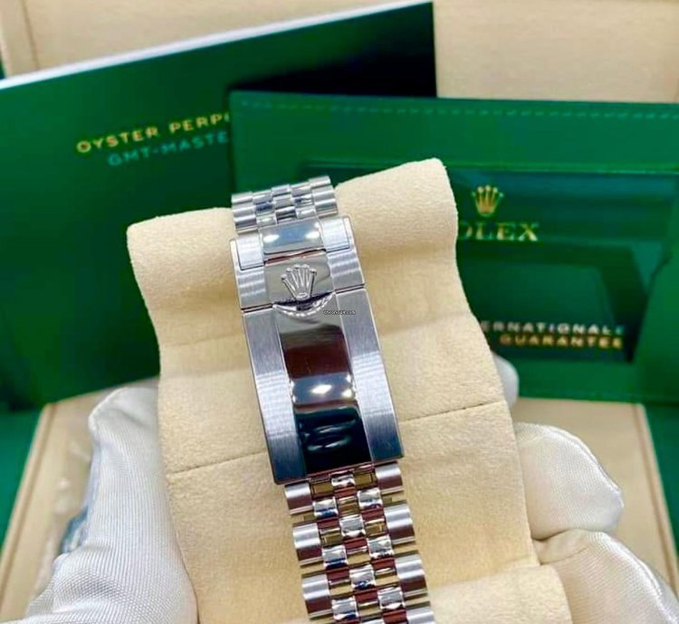 Rolex Gmt-master Ii New 2025 Unworn Complete Set Pepsi 126710blro